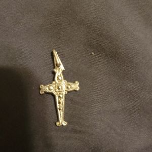 Vintage sterling silver marcasite cross pendant